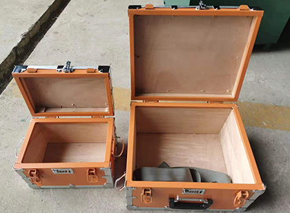 阿鲁科尔沁雷管箱